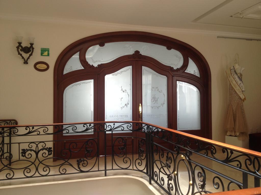 Grand Hotel Tepatitlan Luaran gambar